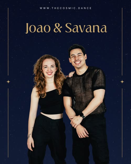 João and Savana smiling side by side against a starry night sky